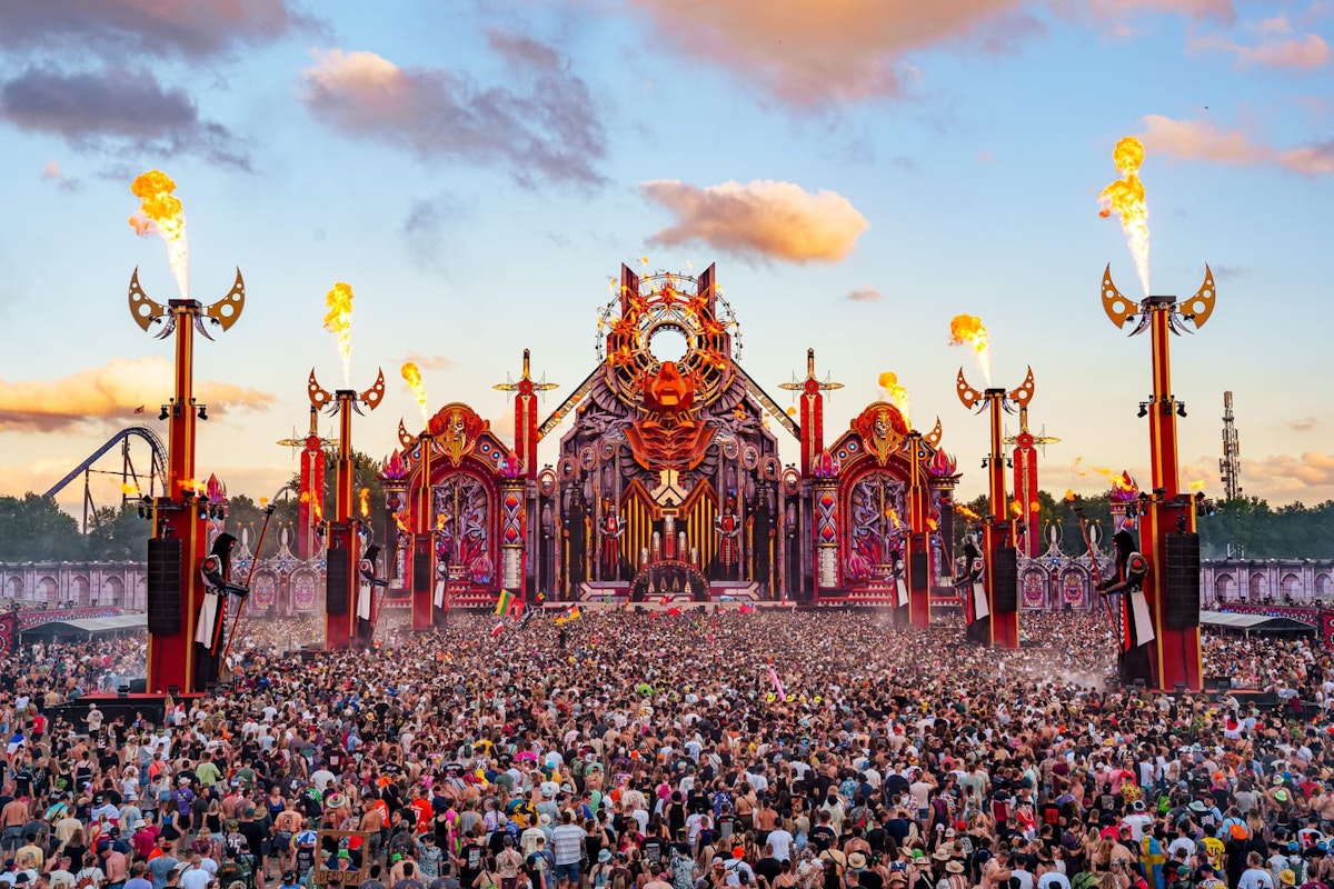 Defquon 1 3x Private Defqon.1 Tour | Q-dance